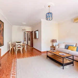 Apartment Aoa Gardens Family House, Seville